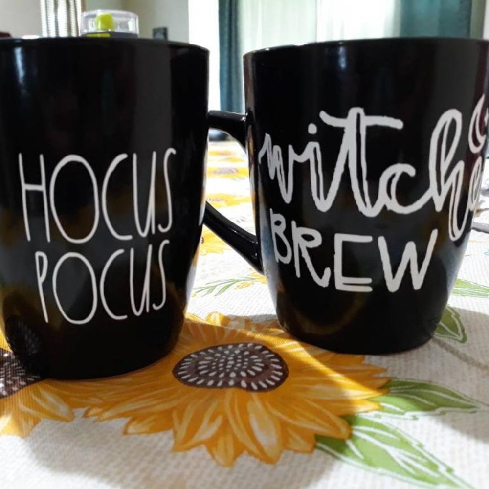 Halloween coffee mugs